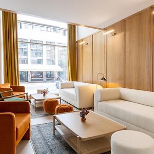 Business Hotel